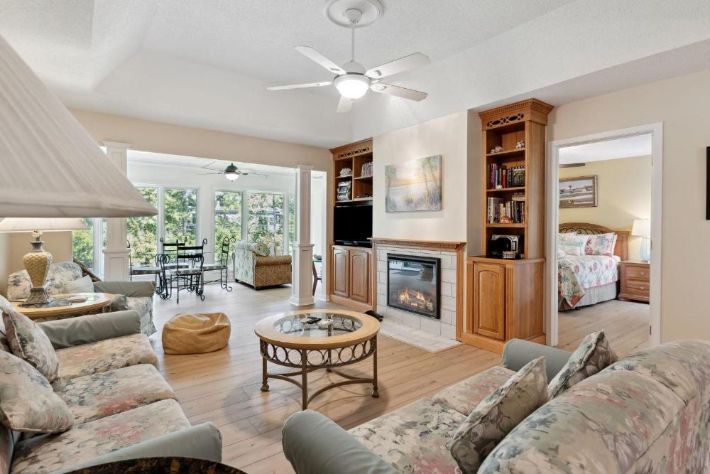 Kingston Cove 1